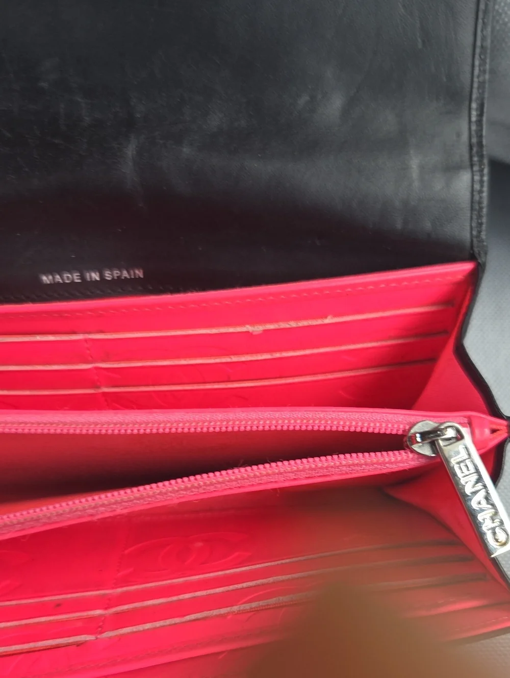 Chanel Classic Flap Wallet Quilted in Black & Pink